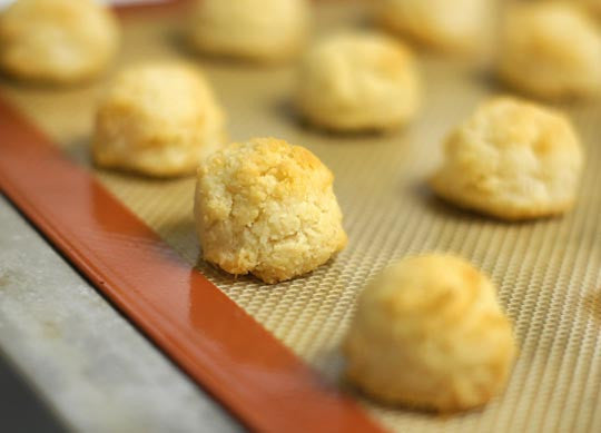 Sugar-Free Macaroons