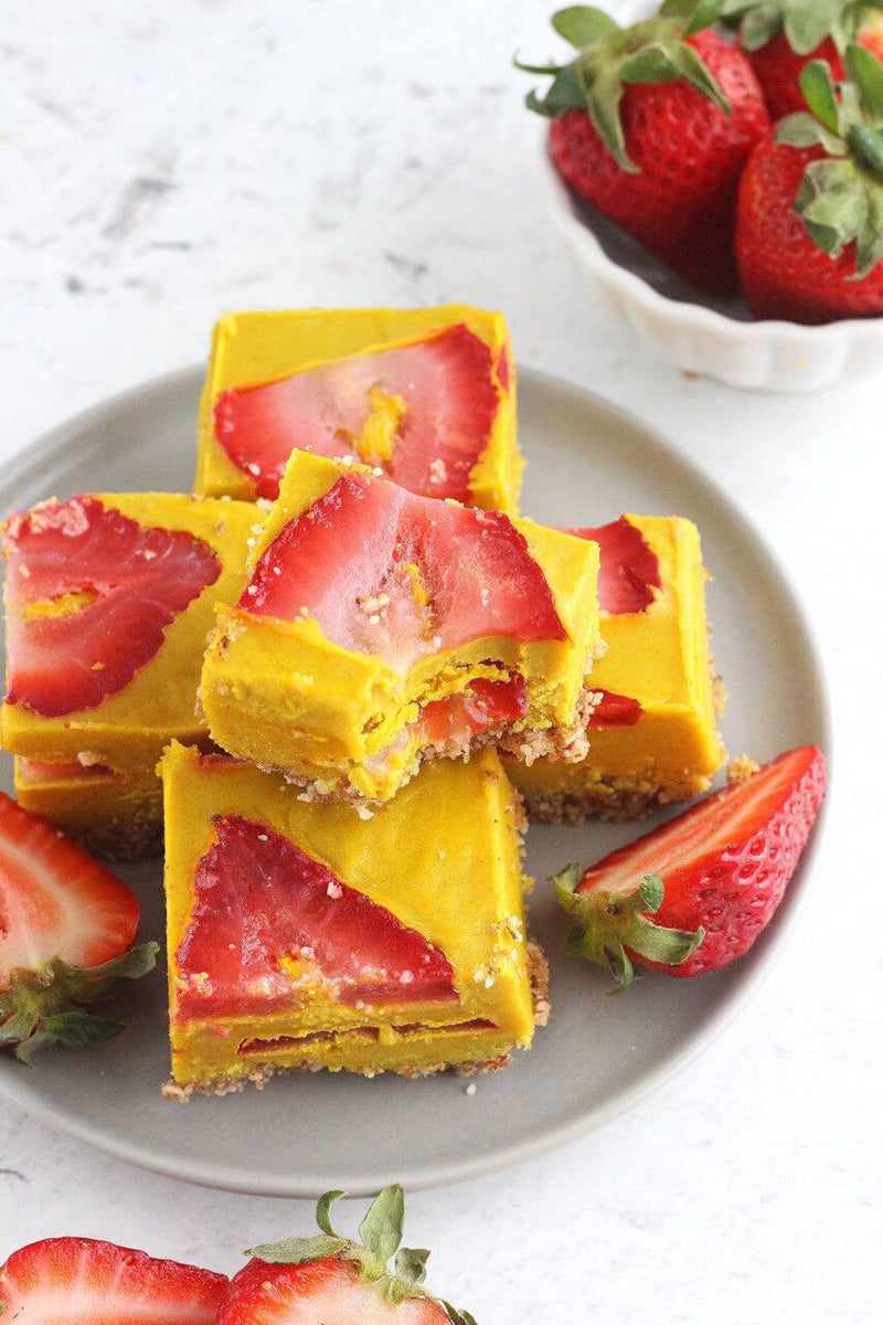 Strawberry Turmeric Collagen Fudge
